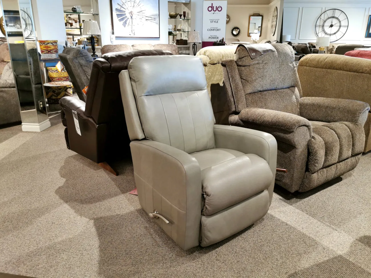 747 Finley Leather Rocker Recliner